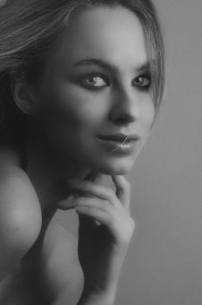 Free Stock Photo of Female Beauty - Girl Portrait - Monochrome