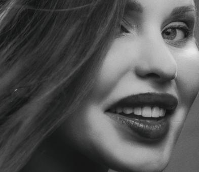 Free Stock Photo of Smiling woman