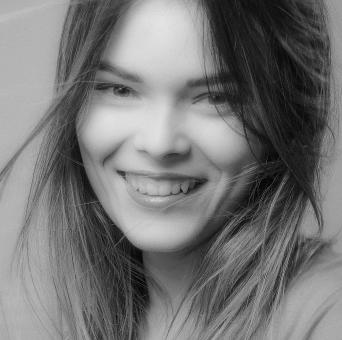 Free Stock Photo of Smiling woman