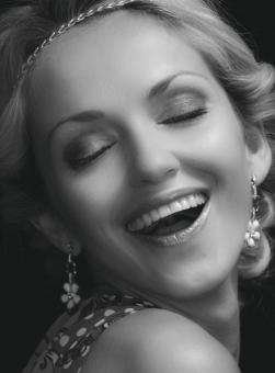 Free Stock Photo of Smiling woman