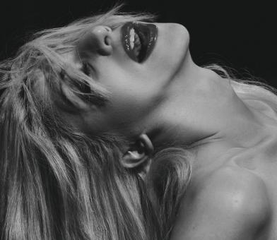 Free Stock Photo of Seductive woman