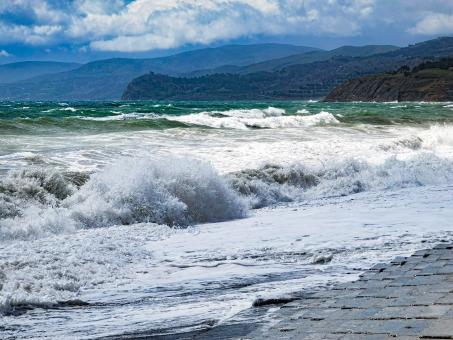 Free Stock Photo of Sea, storm, rocks