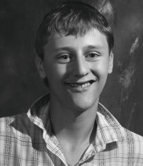 Free Stock Photo of Smiling teen