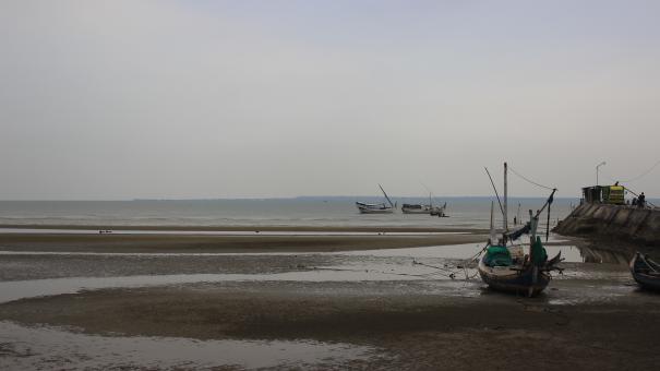 Free Stock Photo of Boat on land