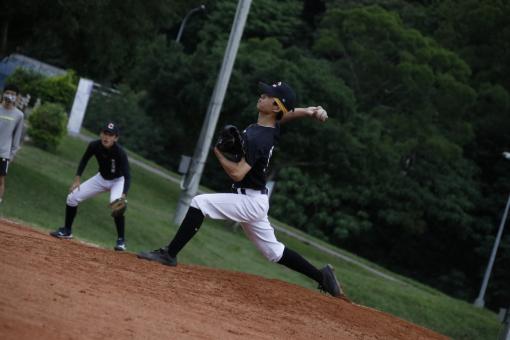 Free Stock Photo of 20211102 baseball game the pitcher