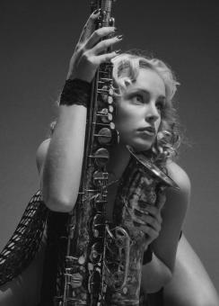 Free Stock Photo of Saxophone player