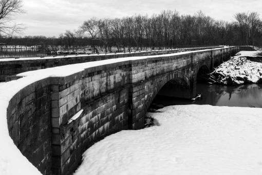 Free Stock Photo of Monocacy Winter Aqueduct - Black and White