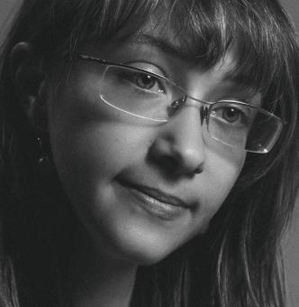 Free Stock Photo of Woman with glasses