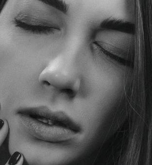 Free Stock Photo of Seductive woman