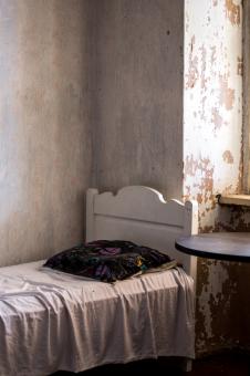 Free Stock Photo of Single bed
