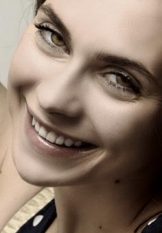 Free Stock Photo of Smiling woman