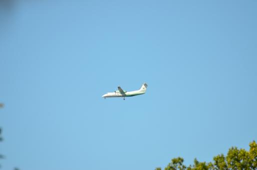Free Stock Photo of An airplane is landing on Oslo airport