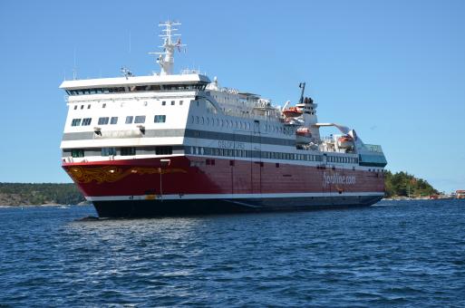 Free Stock Photo of A close view to a ferry