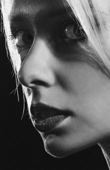 Free Stock Photo of Dramatic female portrait