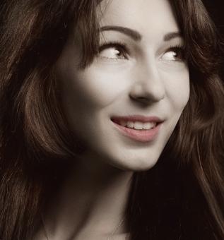 Free Stock Photo of Smiling woman