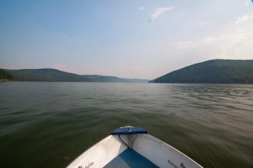 Free Stock Photo of Boat on a lake