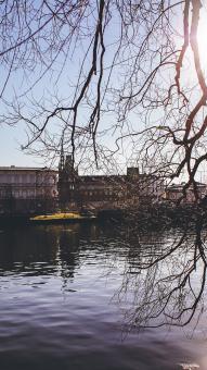 Free Stock Photo of Water city view