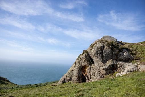 Free Stock Photo of Rocky coastal view