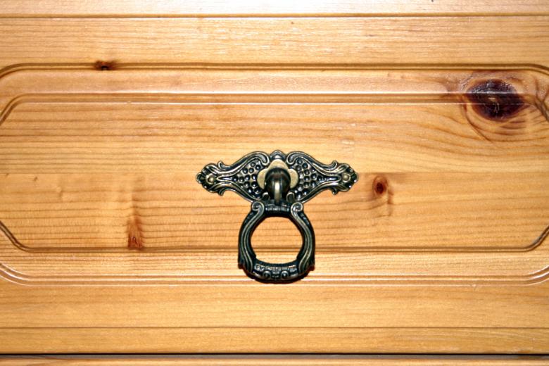 Free stock image of Metallic handle created by Bjorgvin