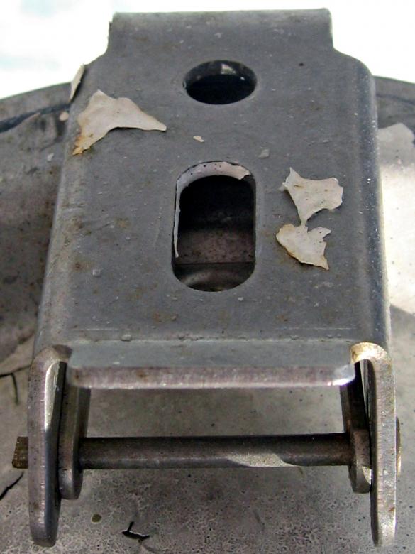 Free stock image of Metallic clamp created by Bent Arvesen