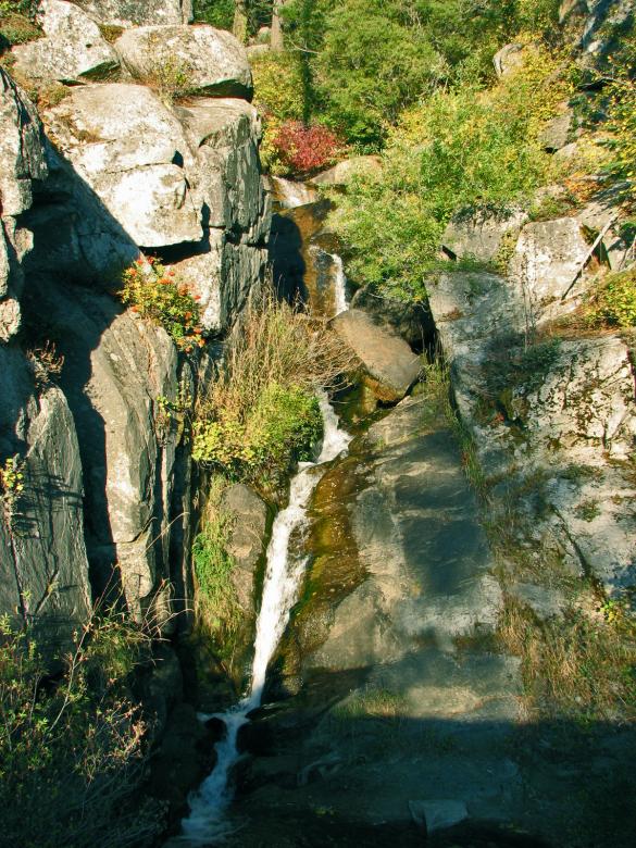 Free stock image of Waterfall in Ponderosa Pines created by bonnie l. mahaffey