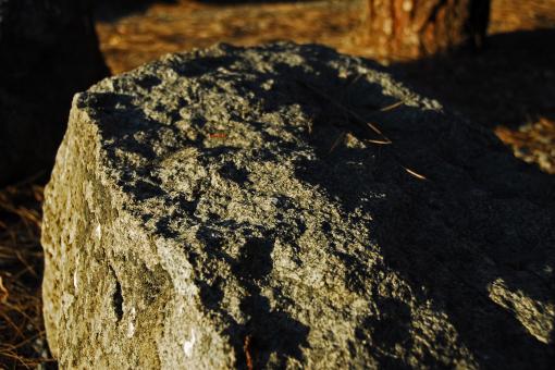 Free Stock Photo of Sundown Encompassing a Boulder