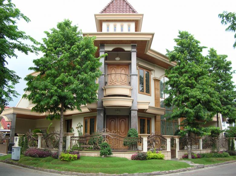 Free stock image of Middle House created by erwin budiarto
