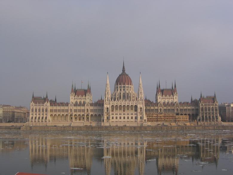 Free stock image of Hungarian parliament created by dragomir bogomilov