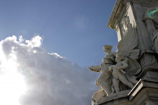 Free Stock Photo of Sculpture against the sky