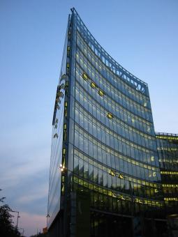 Tall glass building - Free Stock Photo