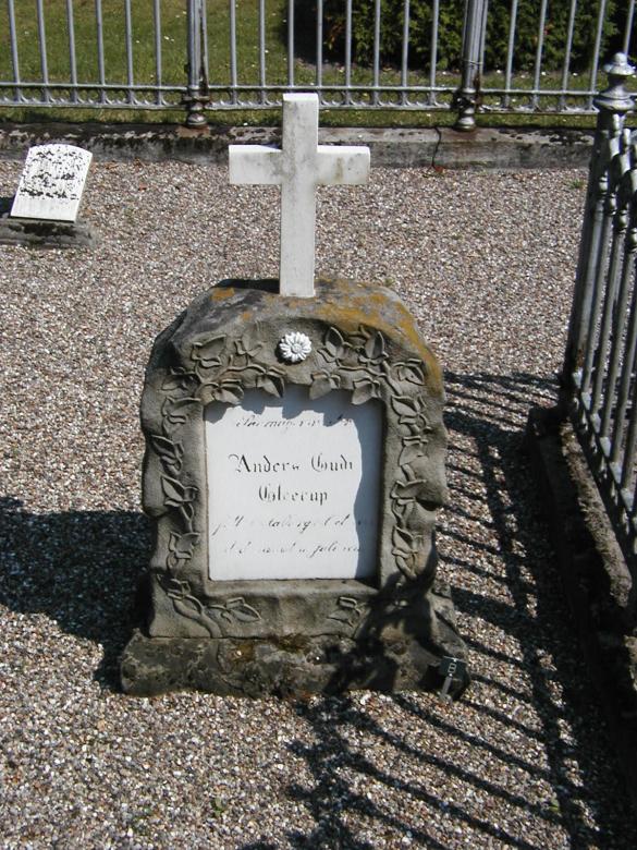 Free stock image of Tomb stone created by Bjorgvin