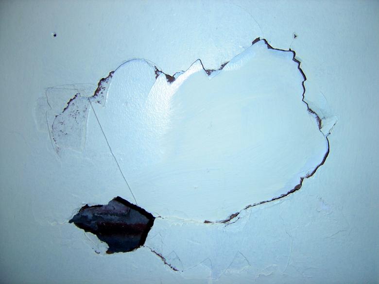 Free stock image of Cracked wall created by Bjorgvin