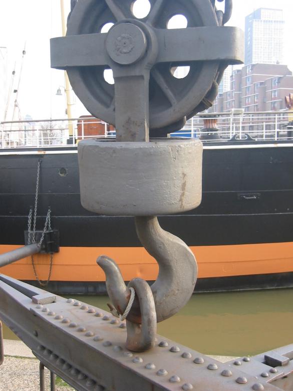 Free stock image of Crane hook created by damien van holten