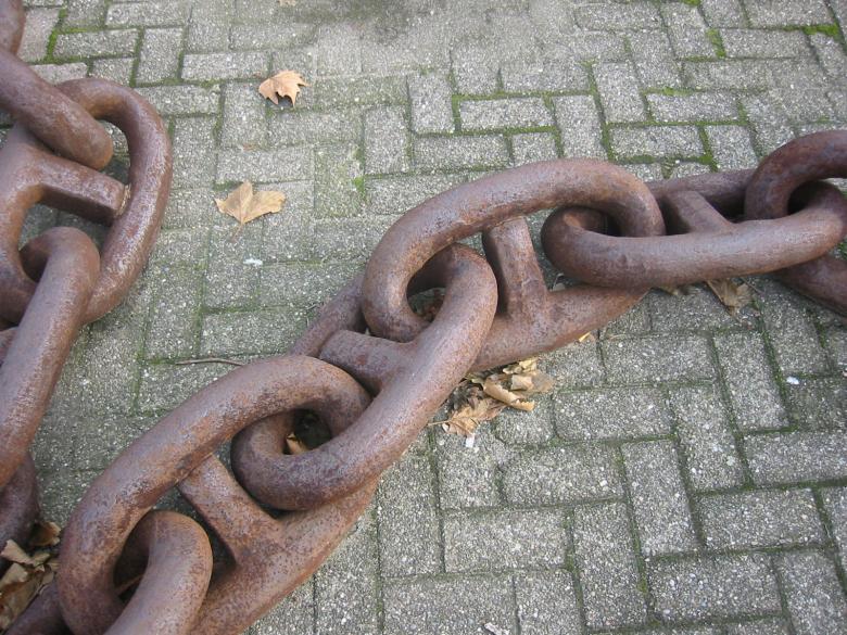 Free stock image of Rusted steel chain created by damien van holten