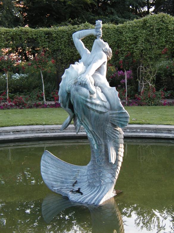 Free stock image of Fish sculpture created by Bjorgvin