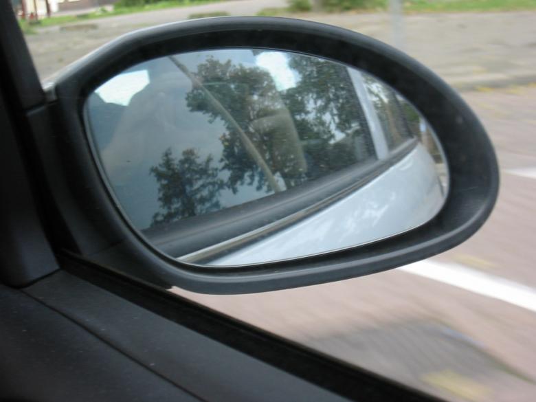 Free stock image of Side mirror created by damien van holten