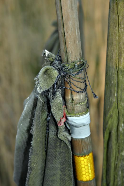 Free stock image of Cloth around wooden stick created by Bjorgvin