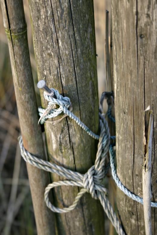 Free stock image of Tied wooden sticks created by Bjorgvin
