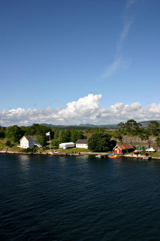 Free stock image of Norwegian landscape created by Bjorgvin