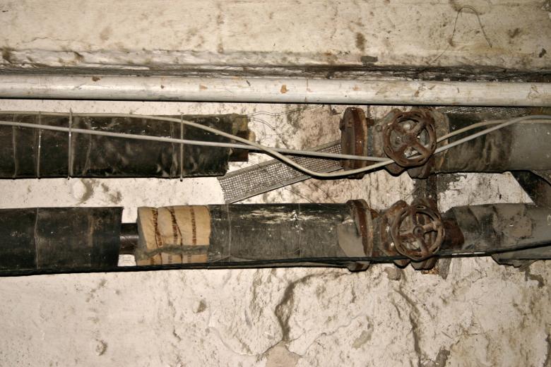 Free stock image of Dirty pipes created by Bjorgvin