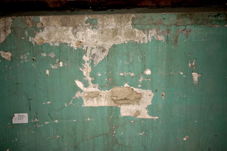 Free stock image of Green cracked wall created by Bjorgvin