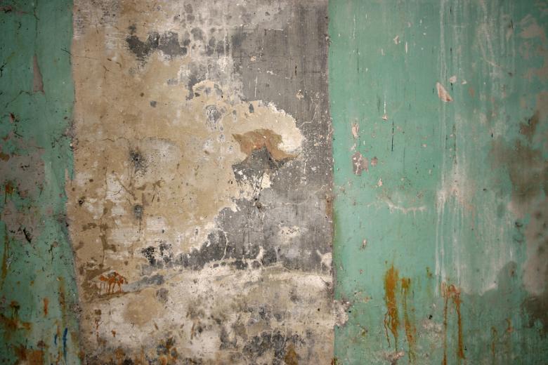 Free stock image of Cracked green concrete created by Bjorgvin