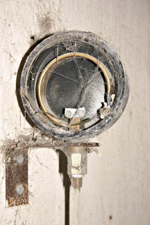 Free stock image of Old Fuse Box created by Bjorgvin