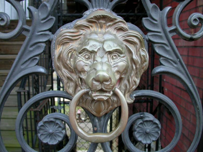 Free stock image of Lion door knob created by raymond henry