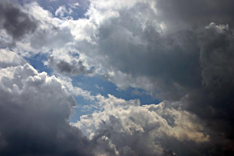 Free stock image of Clouds created by Bjorgvin