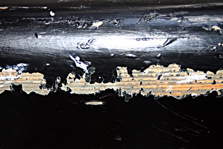Free stock image of Peeled black paint on wood created by Bjorgvin