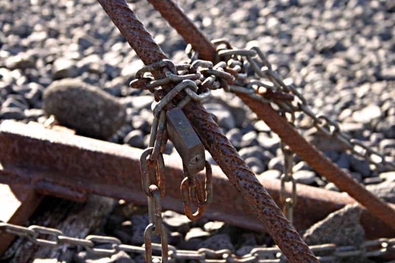 Free stock image of Rusted chains created by Bjorgvin