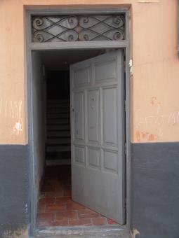 Open door - Free Stock Photo