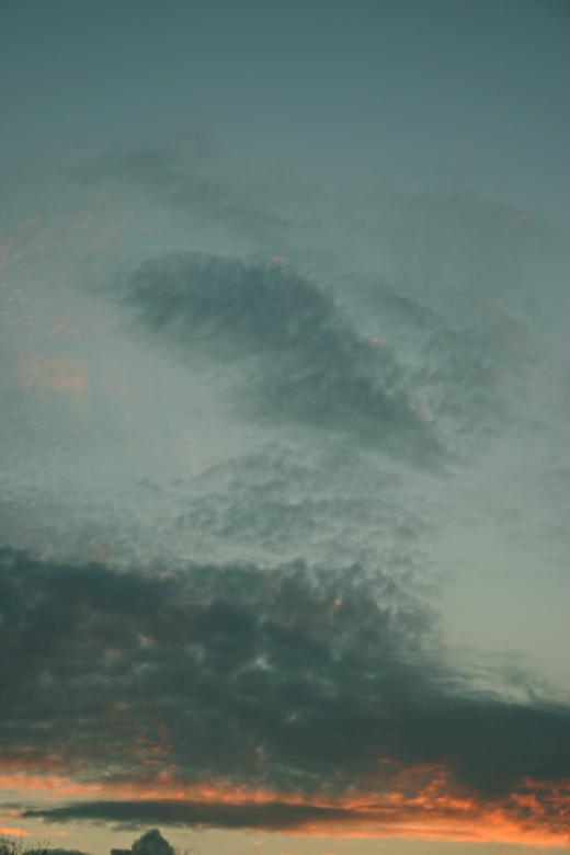 Free stock image of Dark blue sky created by Bjorgvin