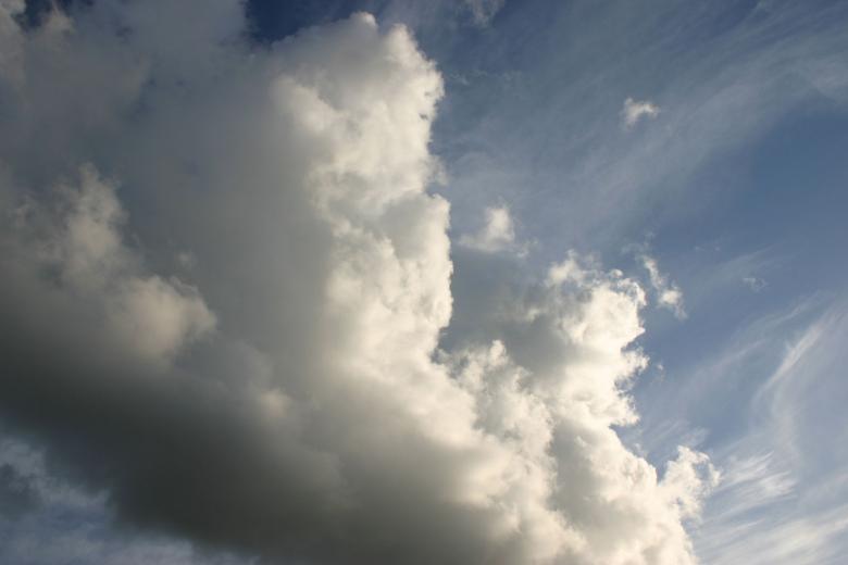 Free stock image of Clouds created by Bjorgvin